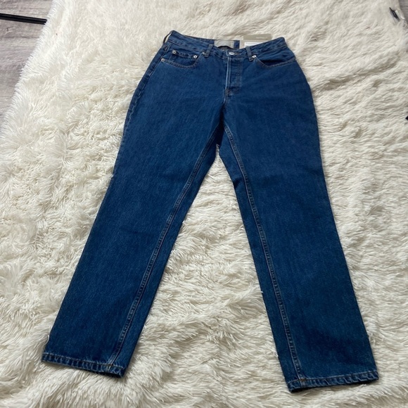 EVERLANE The Curvy ’90s Cheeky® Jean - Picture 2 of 11